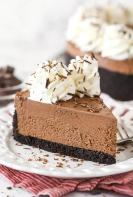 Delicious no bake chocolate cheesecake topped with chocolate shavings