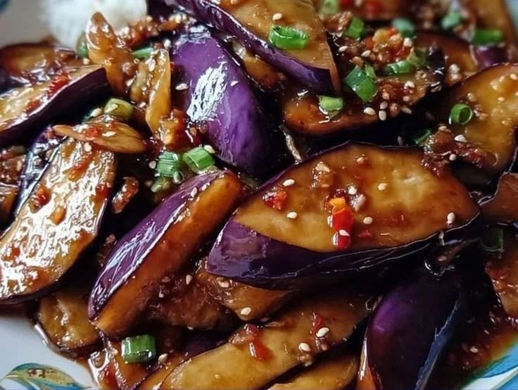 Sautéed Chinese Eggplant in Garlic Sauce