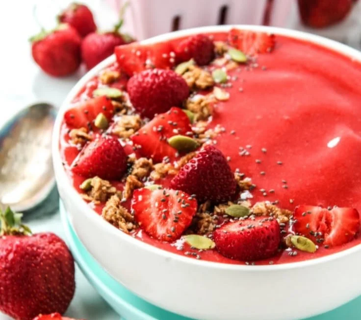 Strawberry Smoothie Bowl